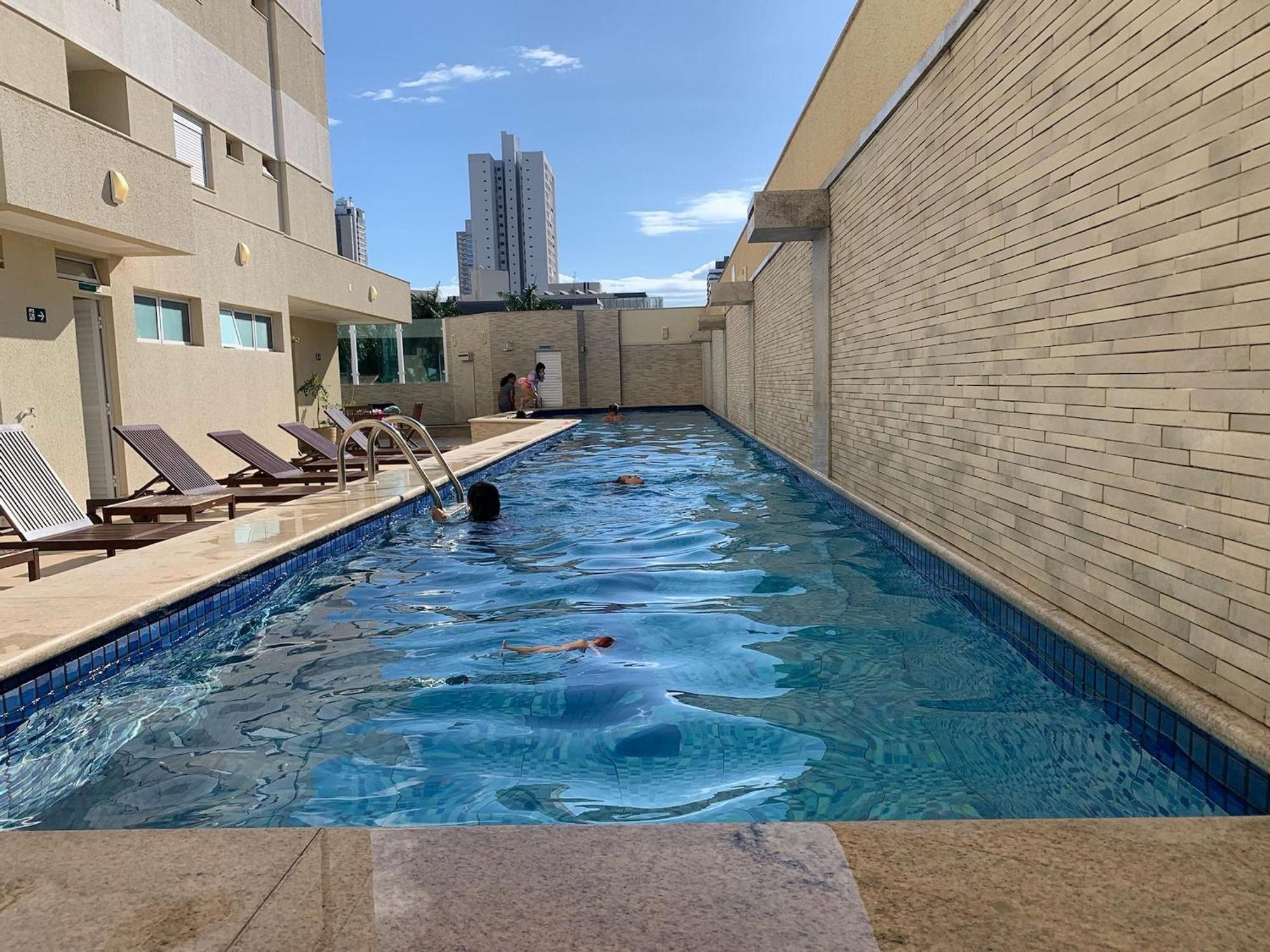 EC1003 - Apartamento com varanda e belíssima vista Goiânia Exterior foto